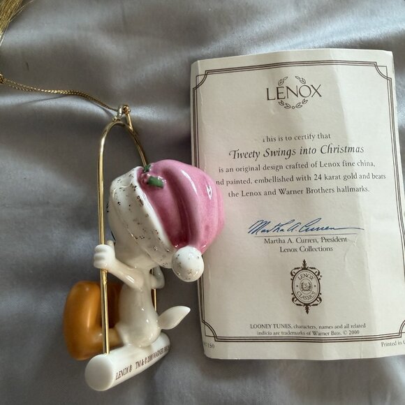 Lenox Tweety Swings Into Christmas Ornament - Picture 3 of 5